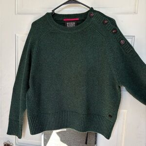 Green Knit Sweater with shoulder buttons